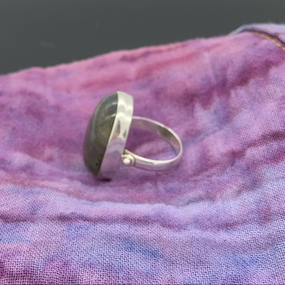 🌟925 SILVER & LABRADORITE RING - Picture 5 of 7